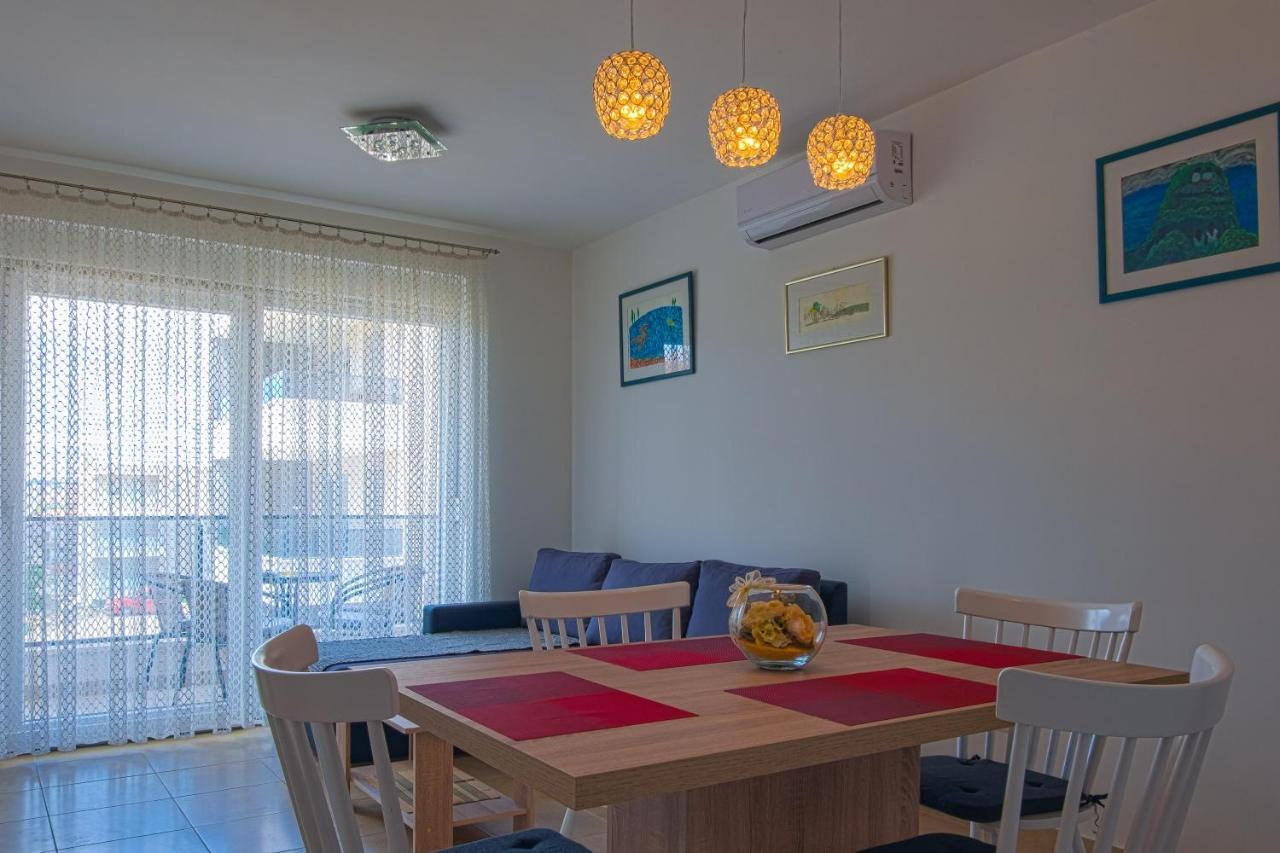 New Apartment Siroki**** Podstrana Luaran gambar