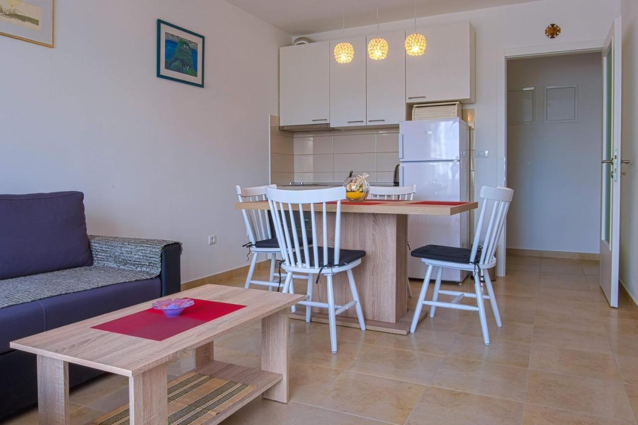 New Apartment Siroki**** Podstrana Luaran gambar